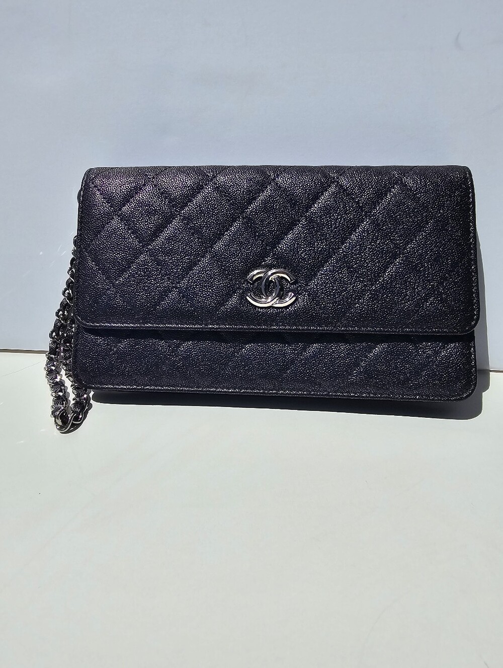 Auth chanel vip black caviar clutch HTF